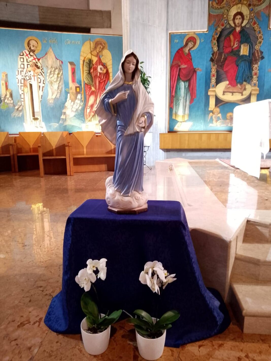 Santo Rosario a cura del Cenacolo Mariano "Madonna di Medjugorje " e Santa Messa presieduta da S. E. Mons. Luigi Pezzuto