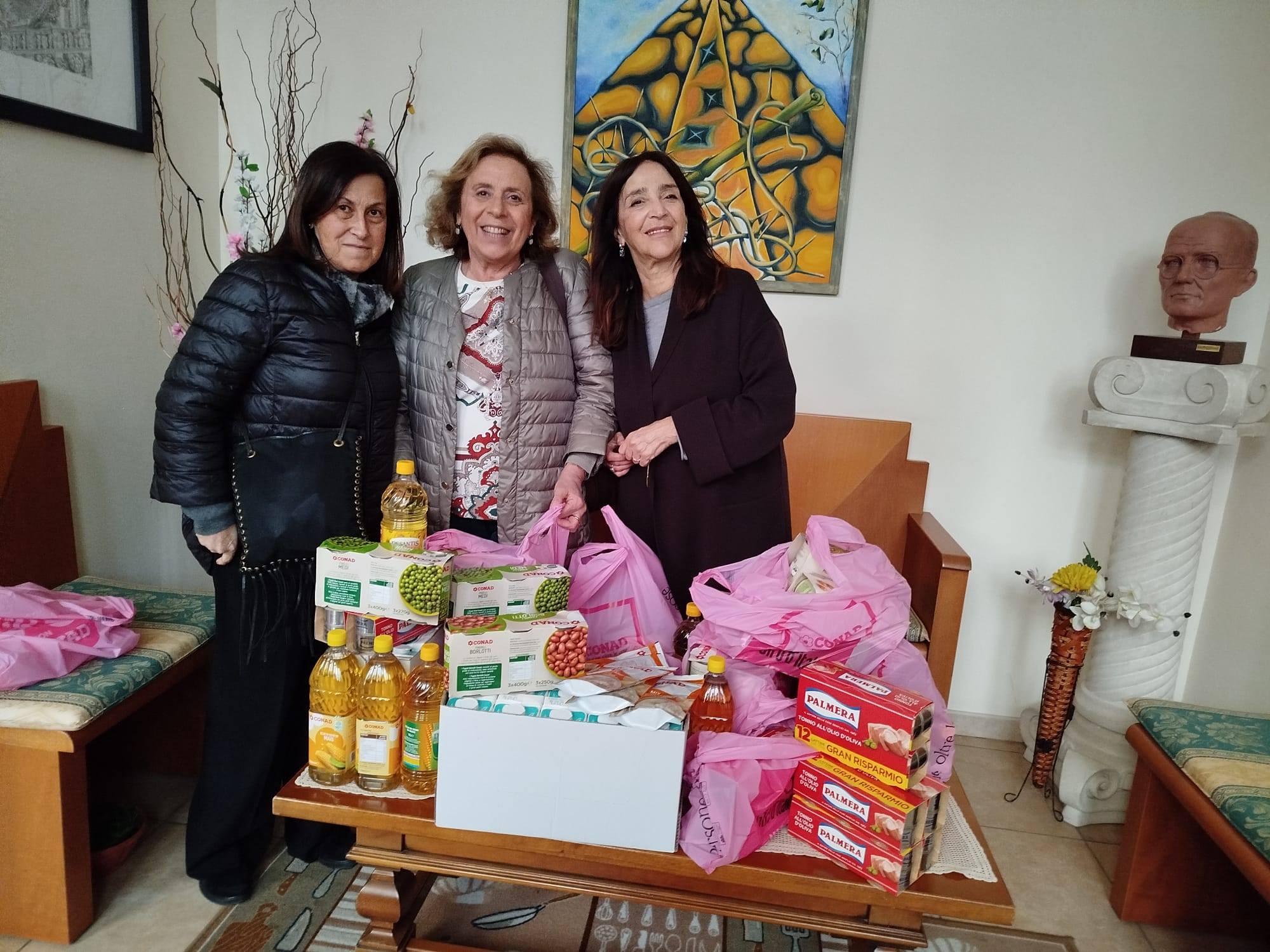 La gratitudine alle insegnanti della scuola primaria Cesare Battisti di Lecce per la attenzione avuta verso le persone