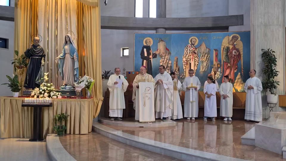 Benedizione finale dell’Arcivescovo Angelo Raffaele Panzetta